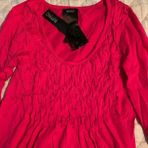 Buffalo Molly Ann XS top with smocking, U-neck, NWT, crimson - Picture 2 of 8